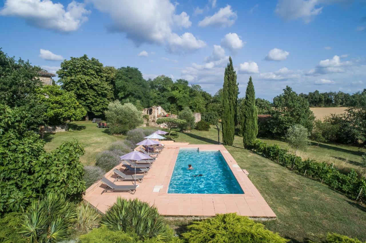 Au Mas Des Calmettes Bed & Breakfast Parisot  Exterior photo