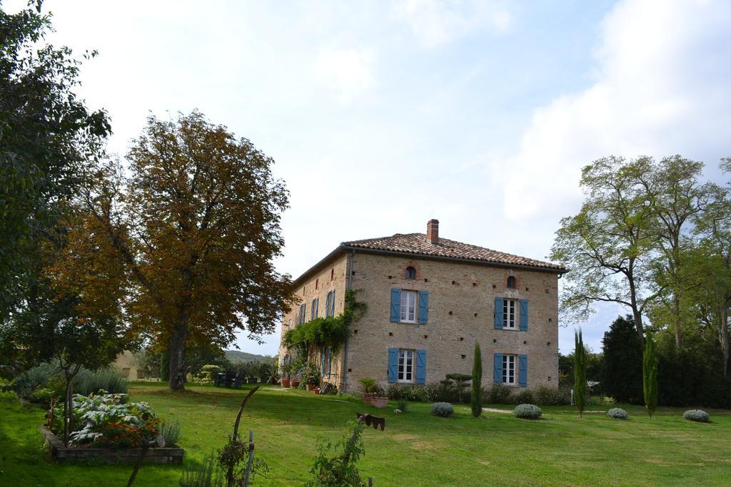 Au Mas Des Calmettes Bed & Breakfast Parisot  Exterior photo