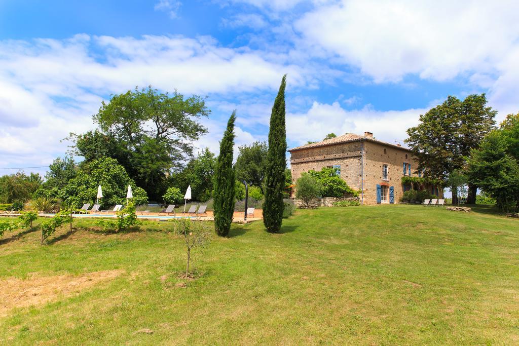 Au Mas Des Calmettes Bed & Breakfast Parisot  Exterior photo